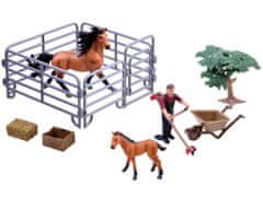 JOKOMISIADA Set konj in žrebiček kmetovalec poslikane figure ZA2605