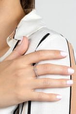 Brilio Silver Nežen srebrn prstan s cirkoni RI023W (Obseg 50 mm)
