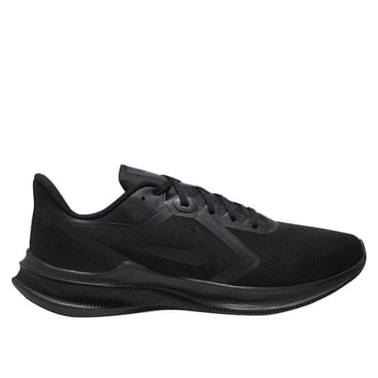 Nike Čevlji obutev za tek črna Downshifter 10