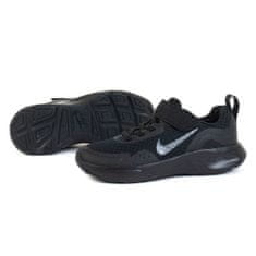 Nike Čevlji črna 27.5 EU Wearallday