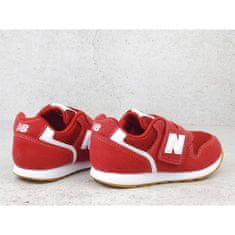 New Balance Čevlji rdeča 25 EU 996