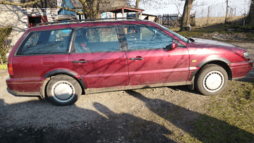 Plastika limone blatnik VW Passat B4 1993 - 1996