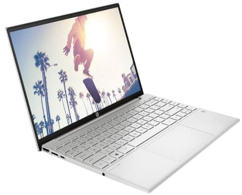 Bliskovito hiter SSD in napreden Windows 11