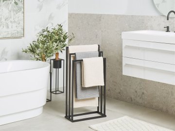 Beliani Držalo za brisače 45 x 84 cm črno CHARRAS