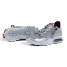 Nike Čevlji siva 38 EU Jordan MA2 GS