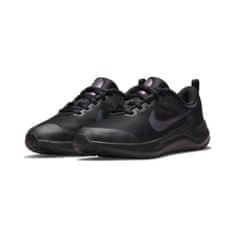 Nike Čevlji obutev za tek črna 38.5 EU Downshifter 6