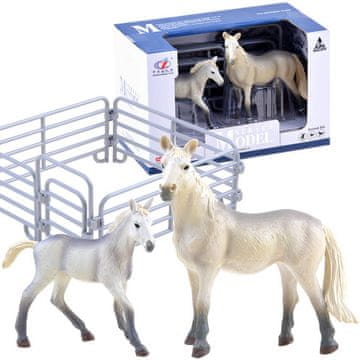 JOKOMISIADA Set figuric konja in žrebeta ZA3391