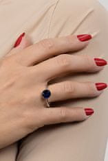Brilio Silver Brezčasen srebrn prstan z modrim cirkonom RI057WB (Obseg 56 mm)