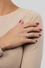 Brilio Silver Čudovit srebrn prstan s pravimi biseri in cirkoni RI062W (Obseg 58 mm)