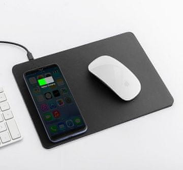 InnovaGoods  Podloga za miško z brezžičnim polnjenjem 2 v 1