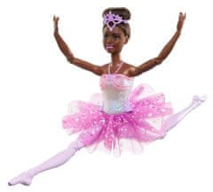 Mattel Barbie Osvetljena čarobna balerina z rožnatim krilom HLC26