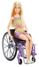 Mattel 193 HJT13 Barbie model na invalidskem vozičku v karirasti obleki