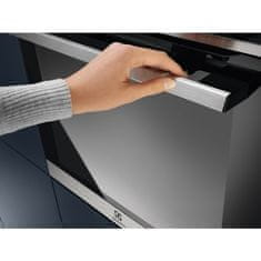Electrolux EOC9P31WX SteamCrisp vgradna pečica