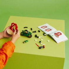 LEGO Lloyd's Ninja Bike igrača