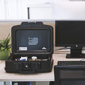 Prenosna oblika z ročajem