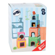 Legler majhen stolp iz kock z lesenimi živalmi