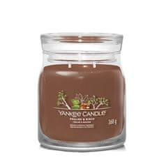 Yankee Candle Aromatična sveča Signature glass medium Praline & Birch 368 g